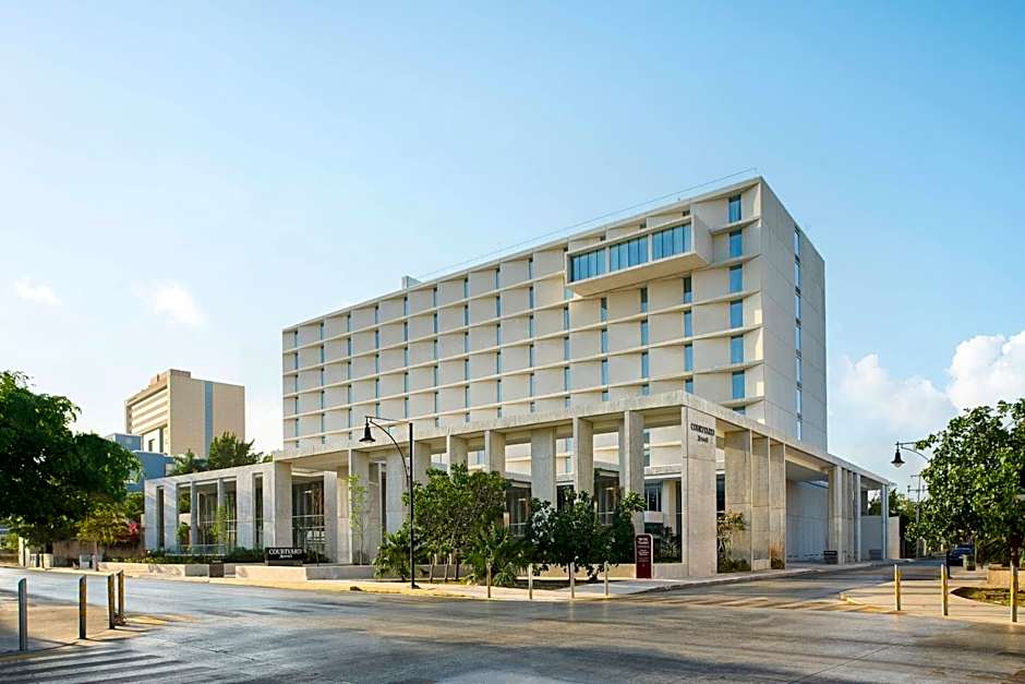 Hotel Courtyard By Marriott